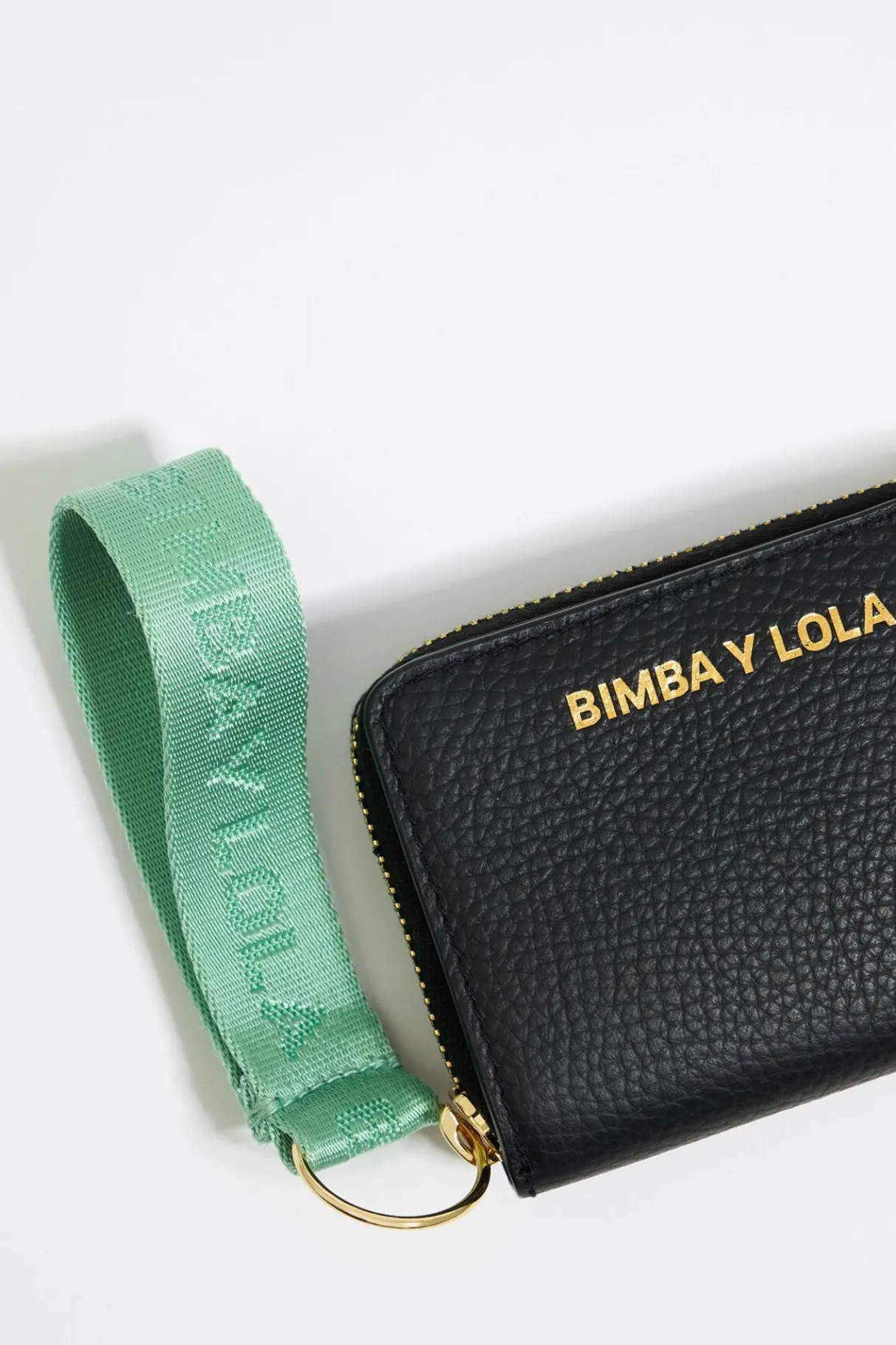 Mujer BIMBA Y LOLA Piel<Cartera Solapa Piel Negra